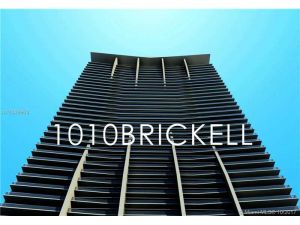 1010 Brickell Ave #2708. Miami, Florida - Hometaurus