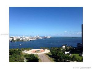50 Biscayne Bl #00. Miami, Florida - Hometaurus